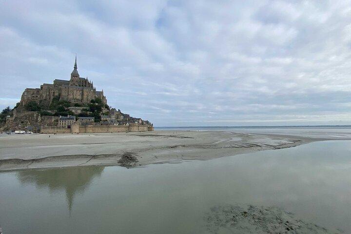 Explore Mont Saint Michel com visita guiada e acesso à Abadia