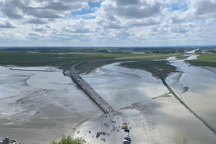 Explore Mont Saint Michel com visita guiada e acesso à Abadia