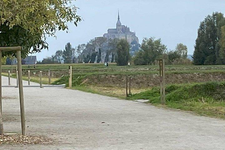 Explorez le Mont Saint Michel avec visite guidée et accès à l'abbaye