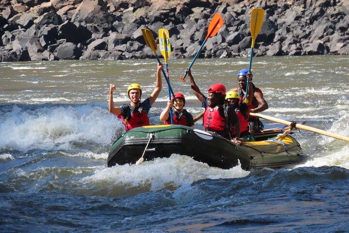 Halbtages-Sambezi River Wildwasser-Rafting