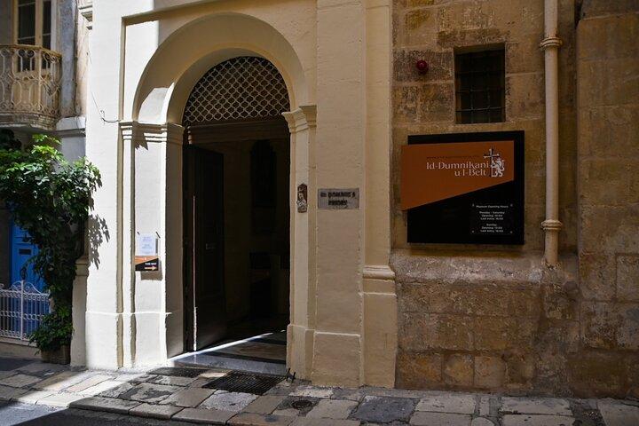 Bezoek zowel Mysterium Fidei als Valletta Black Friars Experience
