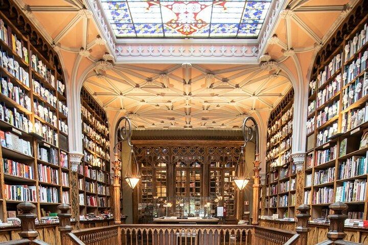 Lello Boekhandel Ticket met Zelfstandige Tour of Restaurants Gids