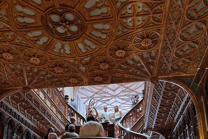 Lello Boekhandel Ticket met Zelfstandige Tour of Restaurants Gids