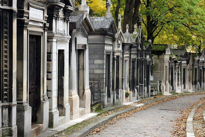 Private Père Lachaise Cemetery Walking Tour