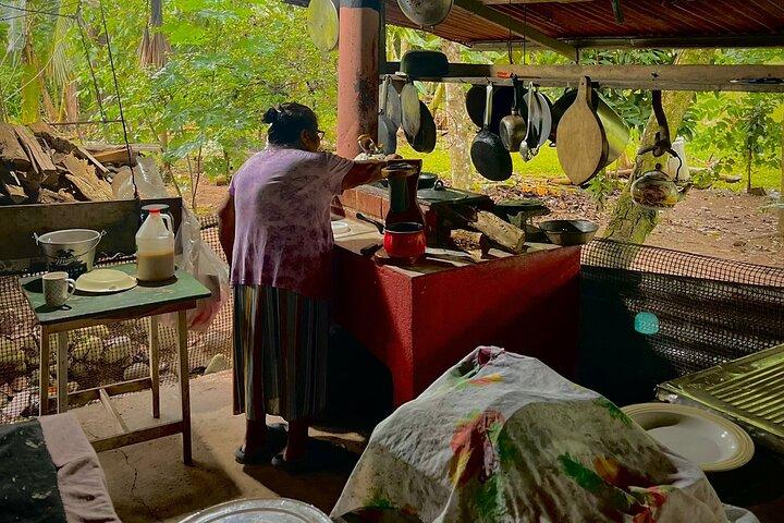 Costa Rican Countryside Food & Culture Tour in Playón