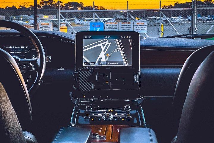 ジャクソンビル空港からシーアイランドのクロイスターまで車で移動