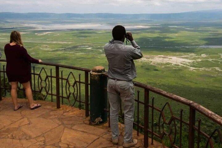 Tour Privado de 3 Días en Tarangire, Ngorongoro y Lago Manyara