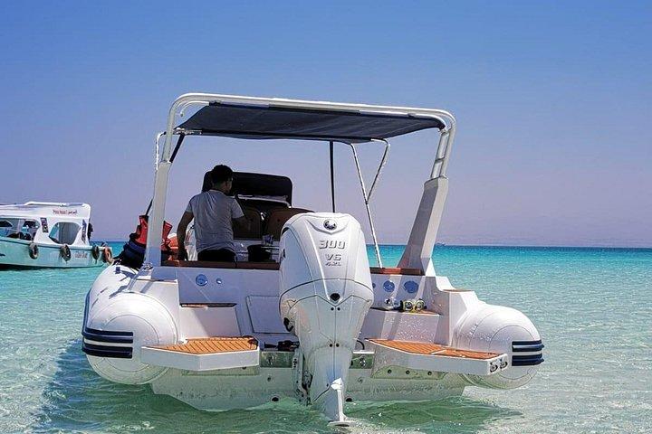 選択した目的地までの4時間のスピードボート旅行-フルガダ