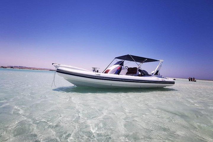 選択した目的地までの4時間のスピードボート旅行-フルガダ