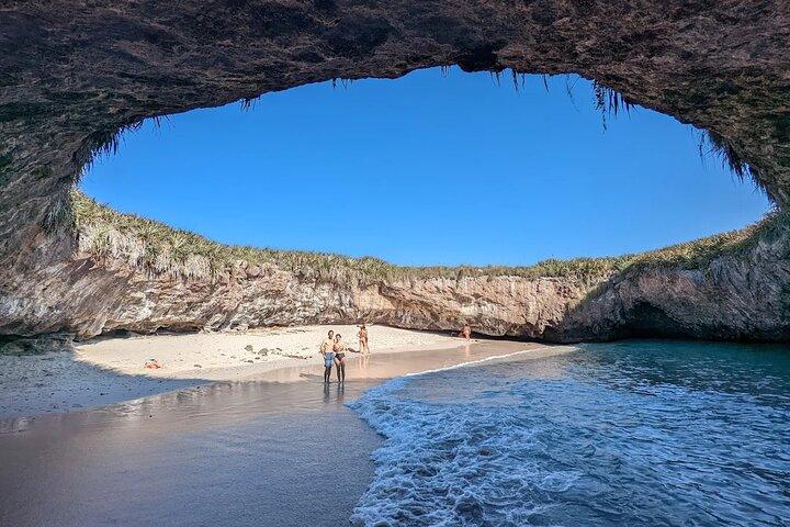 Zeil naar Playa Escondida in Puerto Vallarta met lunch en snorkelen