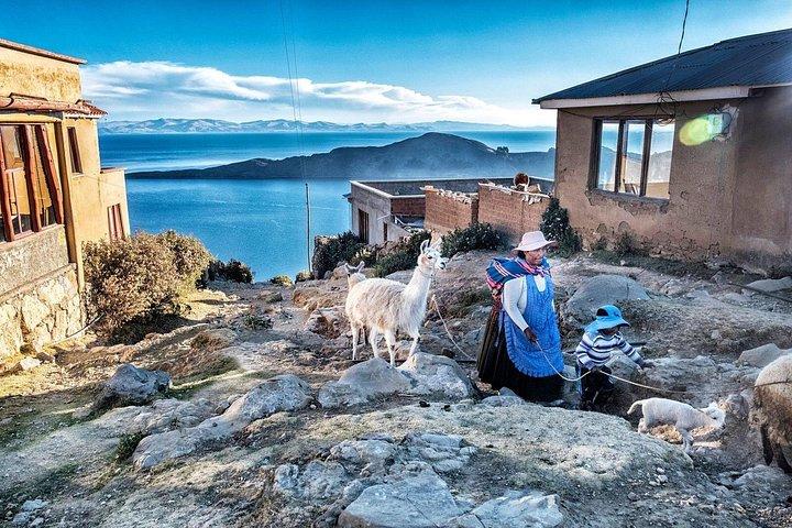 Tour desde Puno Copacabana e Isla del Sol