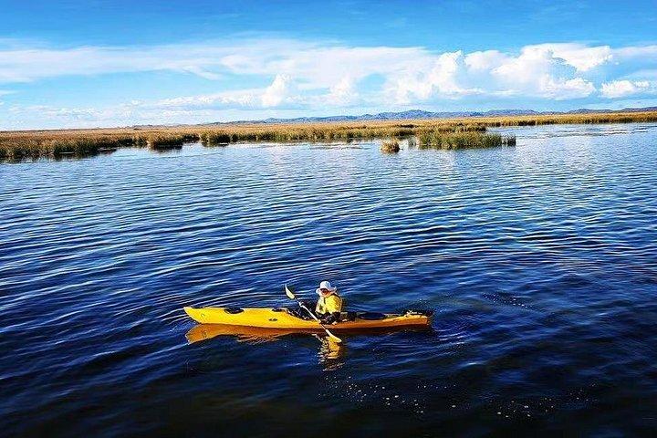 チチカカ湖のカヤックアドベンチャー