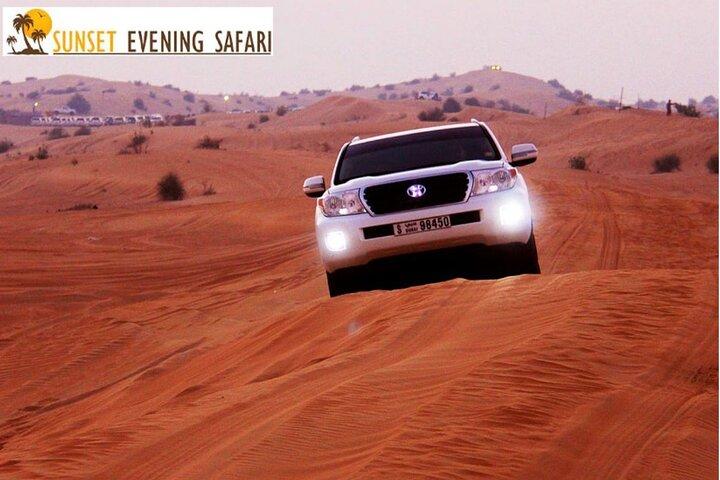 VIP Dubai Desert Safari, Camel ride Live shows og BBQ middag