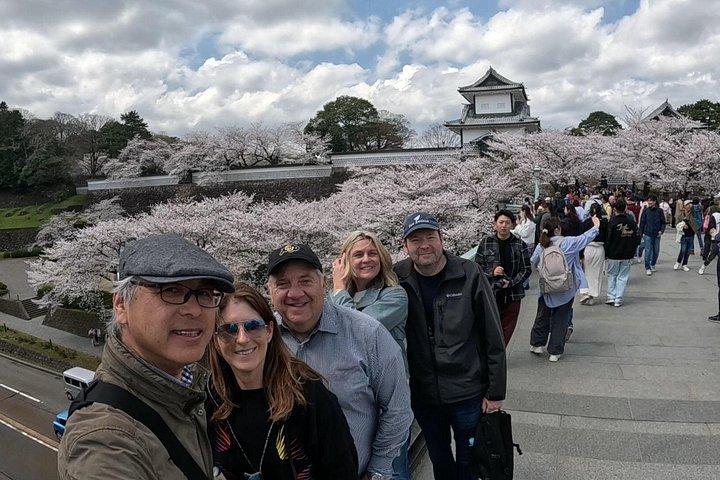Kanazawa Tour & Geisha Tea Performance with Licensed Guide