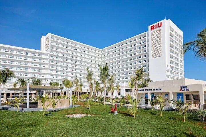 Hotel Riu Palace Aquarelle Privévervoer van/naar de luchthaven