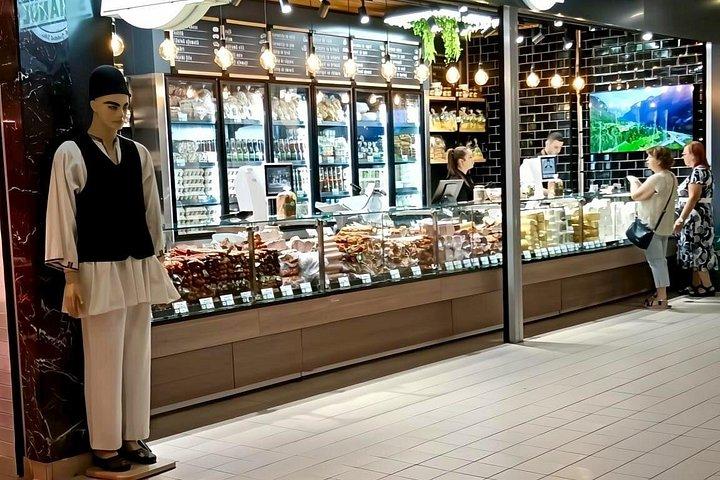 地元のように食べる：ブカレスト料理ツアー＆市場体験