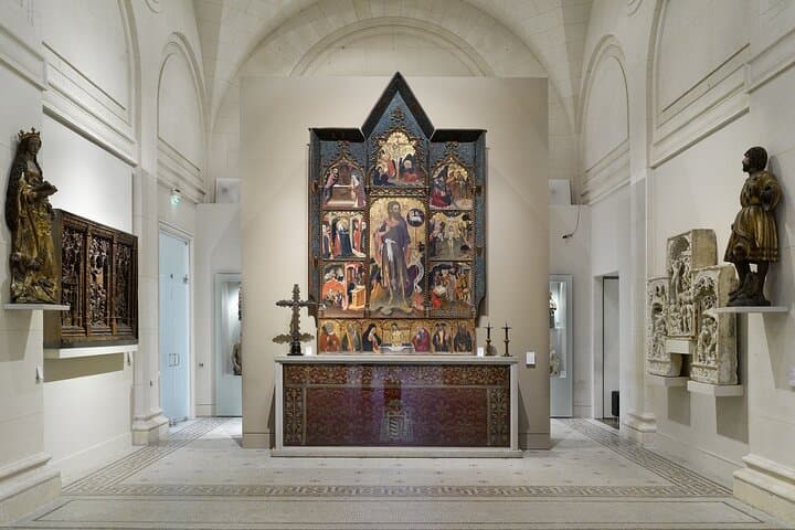 Paris: Museum of Decorative Arts Ticket and City Audio Tour