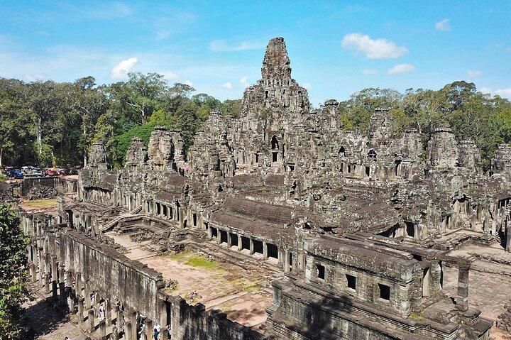 Angkor Wat Sunrise Small Group Tour with Expert Guide