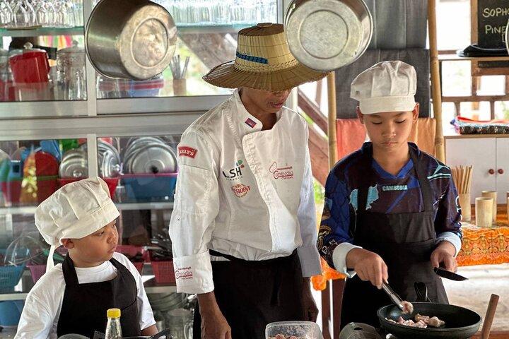 Battambang : Cours de cuisine et tournée des marchés