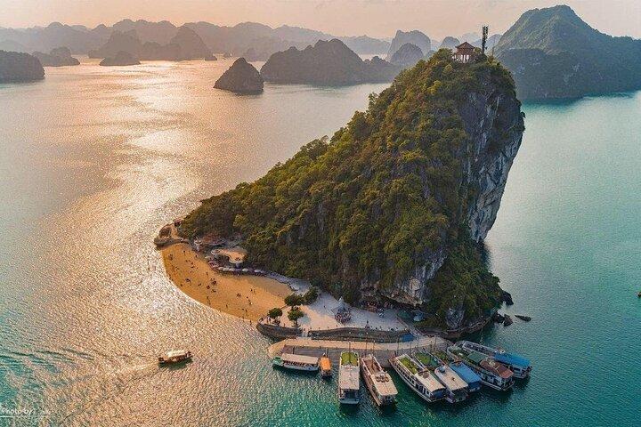 2 dias Halong e Lan Ha Bay a partir de Hanoi por Luxury Cruise