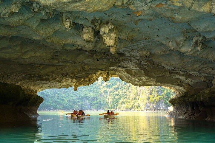 2-daagse Halong en Lan Ha Bay vanuit Hanoi per luxe cruise
