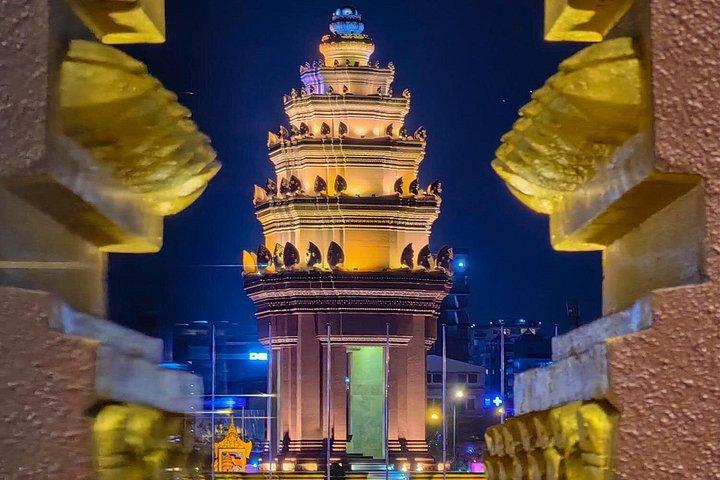 プノンペンの朝市とストリート アート ツアー