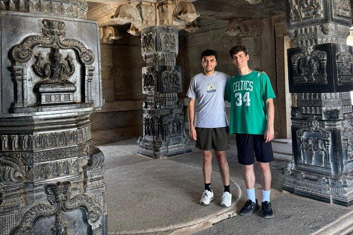 Tour de Hubli a Badami, Hampi, Belur, Halebedu, Mysore e Bangalore