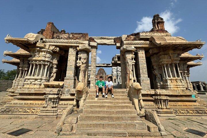 Tour de Hubli a Badami, Hampi, Belur, Halebedu, Mysore e Bangalore