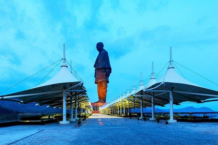 Surat/Vadodara nach Ahmedabad, lebendige Gujarat-Tour