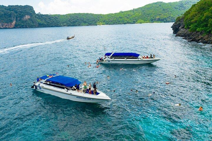 プーケット発スピードボートで行くピピ＆カイ諸島豪華日帰り旅行