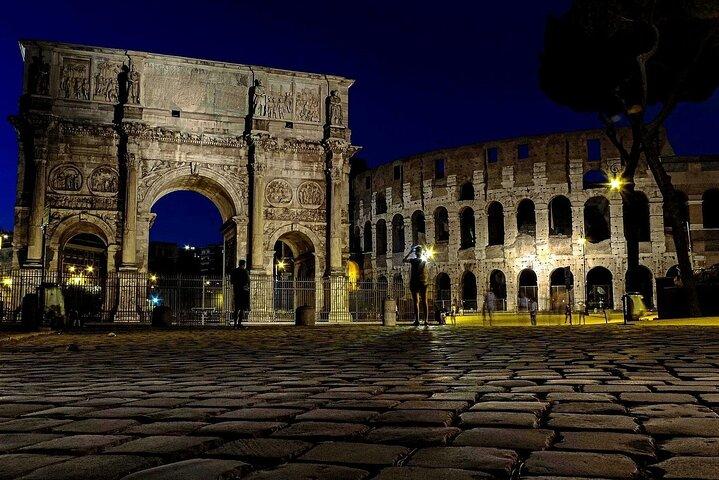 Visite du métro et de l'aréna Colosseum By Night