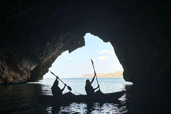 Excursión en Kayak por las Calas de la Granadella y en caló