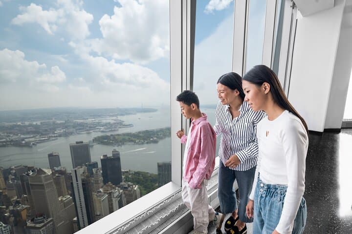 9/11 Memorial Tour with Optional Museum and One World Access