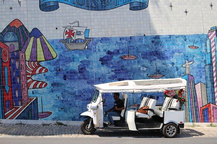 Visite privée de la ville historique de Lisbonne en Tuk-Tuk