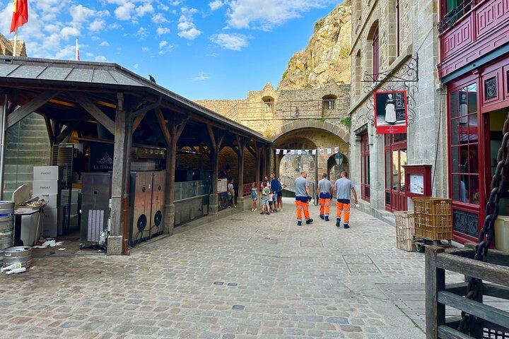Excursion privée d'une journée au Mont-Saint-Michel et Rouen au départ de Paris