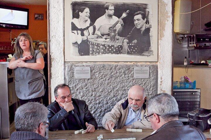 Fado : A Story of Thugs, Harlots and Poets - Private Walking Tour （ファド：暴漢、ハーロット、詩人の物語 - プライベートウォーキングツアー）