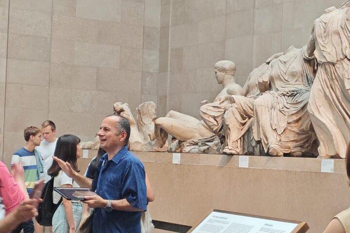 Visite privée du British Museum : Daemons anciens et beauté intemporelle