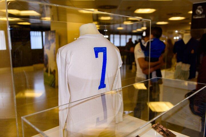 Real Madrid Bernabéu Stadionführung in kleiner Gruppe mit Museum