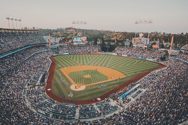Los Angeles Dodgers basebollmatch på Dodger Stadium