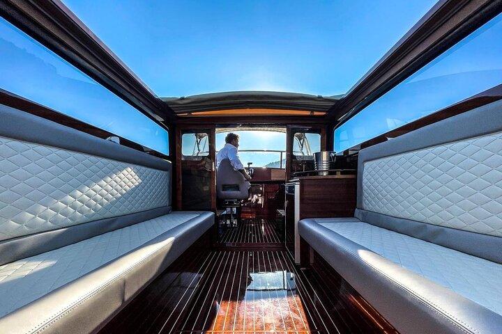 Crucero privado por el Lago Como en un lujoso barco-taxi de madera