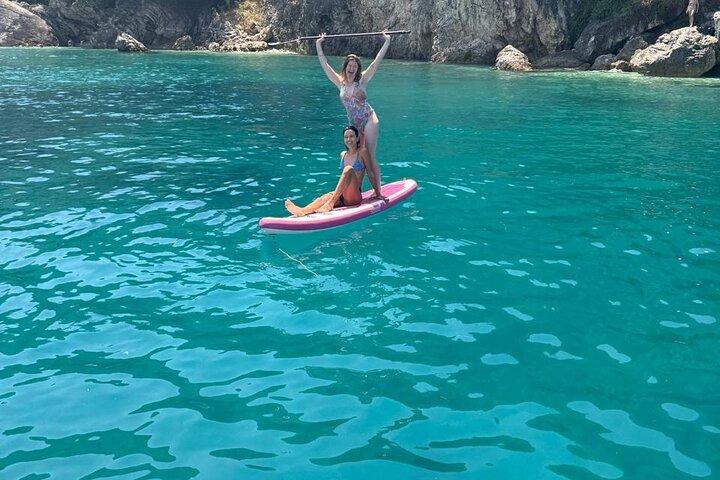 Sarandë : Excursion en bateau à Krorez + Plages cachées + Boissons et plongée