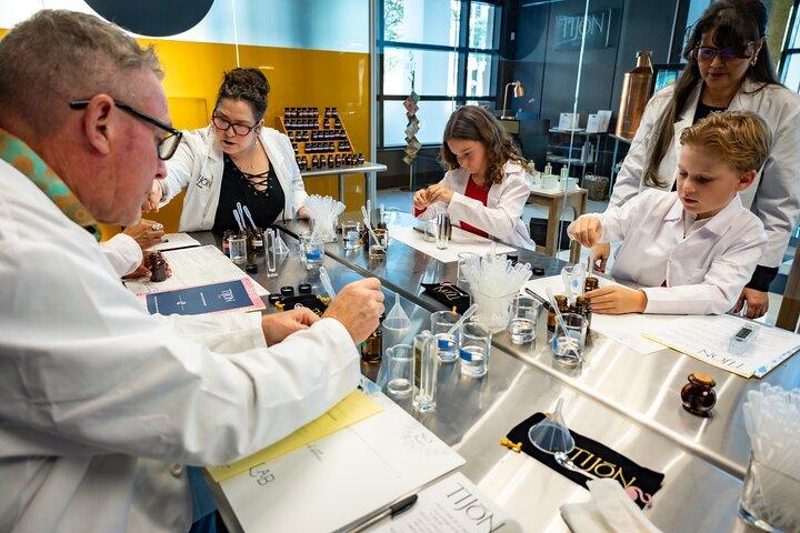 Miami Perfume Making Experience : Express 45 Minutos
