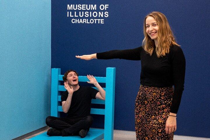 Museo delle illusioni Charlotte Biglietto d'ingresso