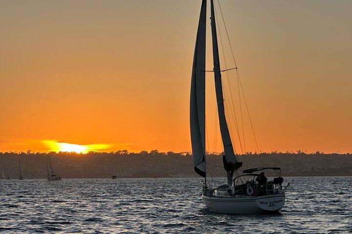 Deluxe Sunset & Day Sail Kleine Groep