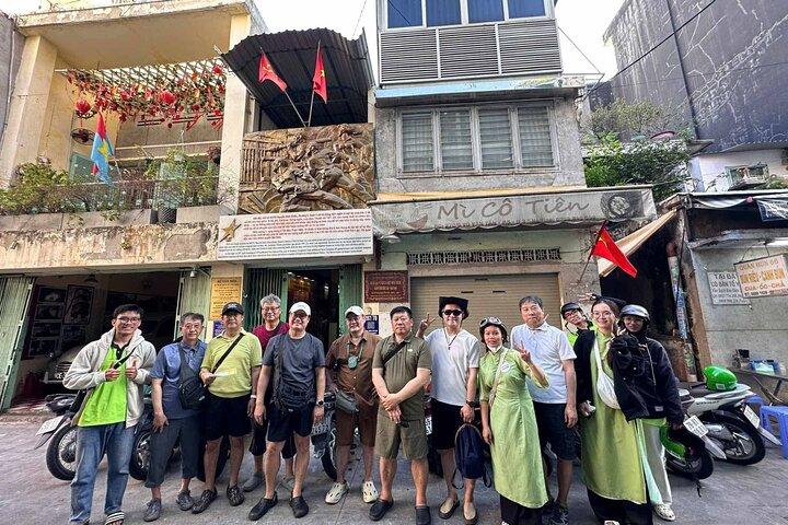 Ciudad Ho Chi Minh : Tour gastronómico callejero en moto con 12 catas