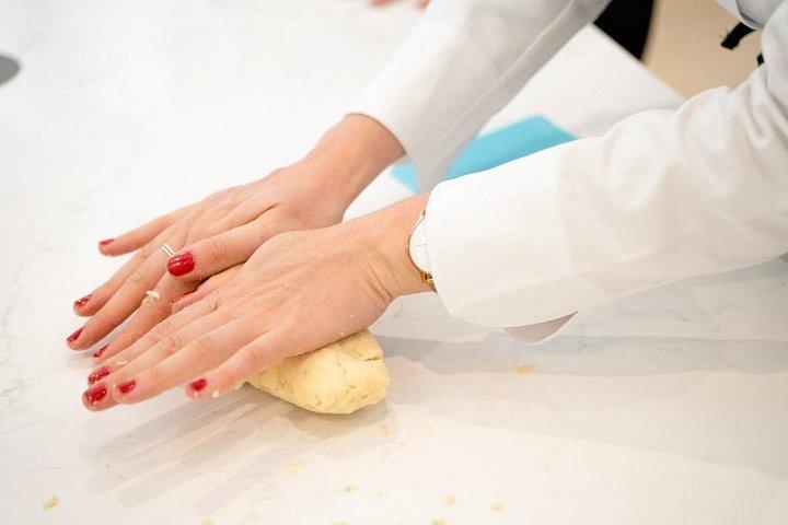 トリオンファーレ市場見学とニョッキ料理教室（マスターシェフ付き）