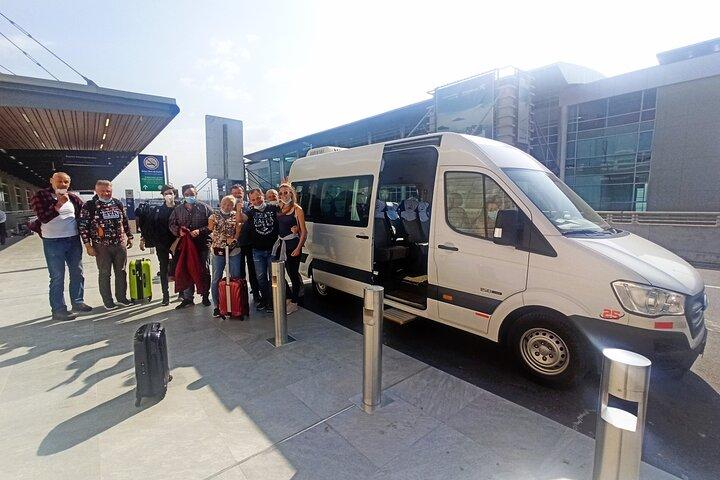 Quito Private Transportation Englischsprachiger Fahrer für 8 Stunden verfügbar