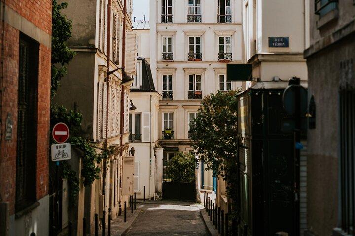 Paris Hidden Gems: Self Guided Secret Spots Tour
