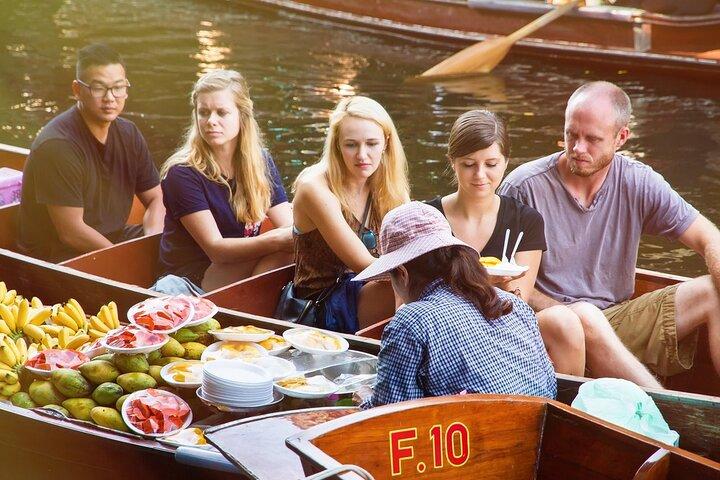 Visite guidée privée du marché ferroviaire et du marché flottant de Mae Klong
