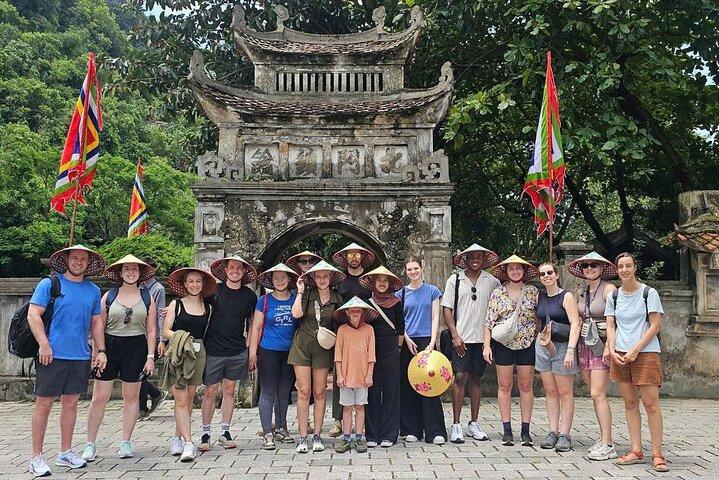 Excursion d'une journée au départ de Hanoï : Explorez Trang An et Hoa Lu Capital
